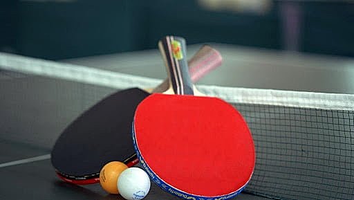 为什么把乒乓球称为“桌上的网球”？