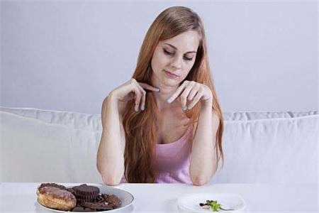 女性晚上不吃饭能减肥吗？减肥关键看你吃什么