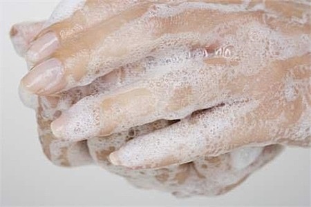 美容护肤小窍门：珍珠粉能美容？芦荟胶可以祛痘？
