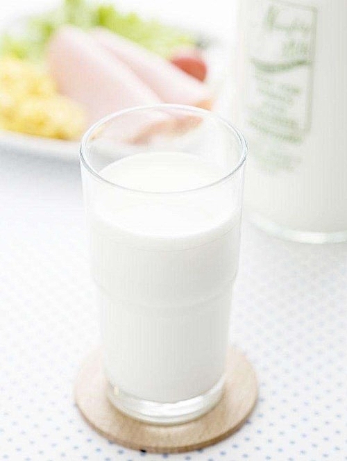为什么有的人一喝牛奶就腹泻，其实可能是因为这样