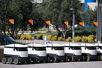 自动驾驶送货机器人有望年底上路运营