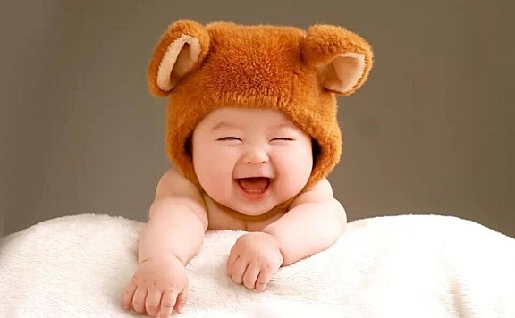 家长要知道：不同时期婴儿微笑的意义