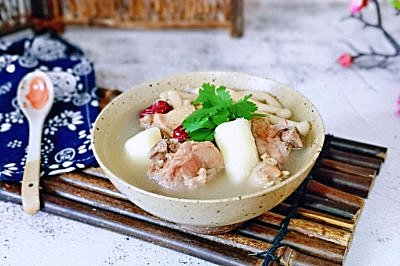 鸭肉山药海鲜菇汤的做法步骤