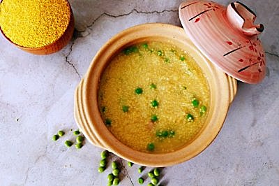 莲子豌豆小米粥的做法步骤