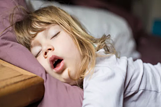 为什么婴儿时期的睡眠时间比成年人多？