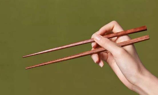 筷子和癌症扯上关系的原因