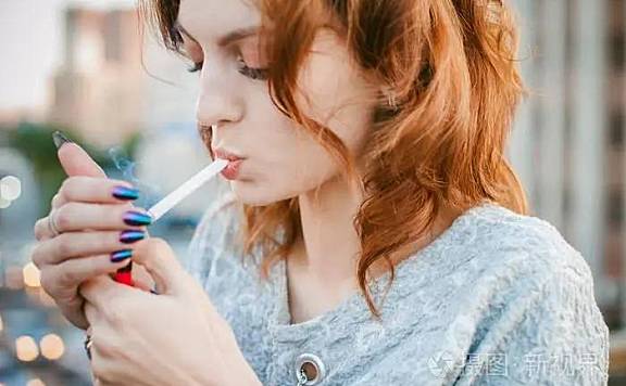 女性虽然吸烟少 但仍会受到肺癌威胁