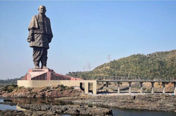 世界上最高的五座雕像：中国上榜两座