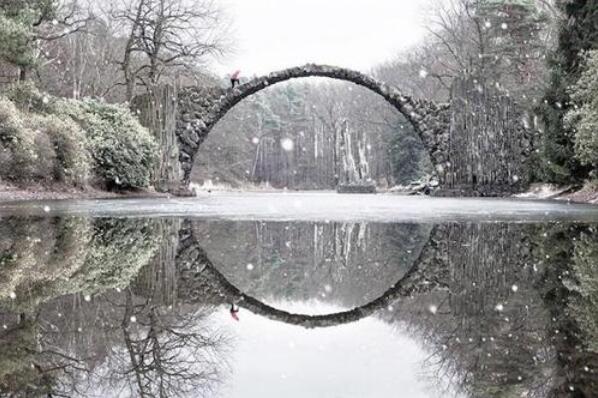 世界上最漂亮的拱桥：如梦如幻的魔鬼桥