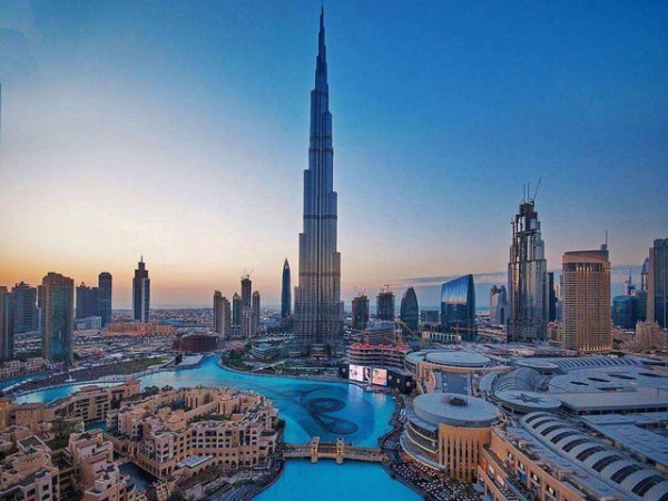 迪拜最高建筑物是多少米？