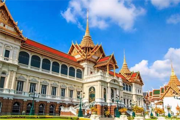泰国十大著名建筑：大王宫、玉佛寺双双上榜