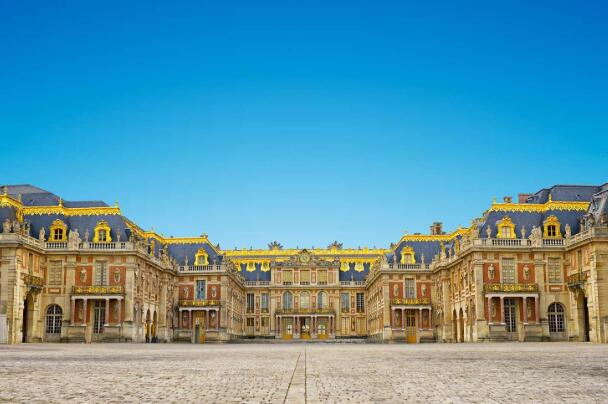 法国十大标志性建筑：卢浮宫、凡尔赛宫上榜
