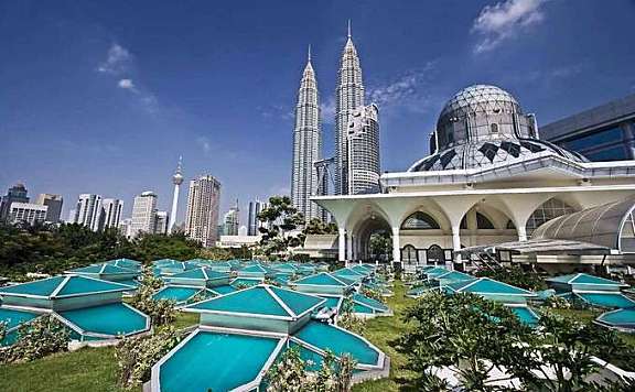 去马来西亚旅行必去的五大景点：吉隆坡、仙本那排前两位