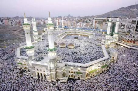 世界最大清真寺在哪里？