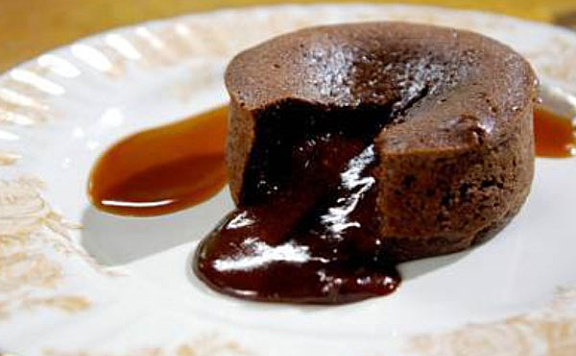 法国十大甜品：熔岩巧克力蛋糕占据榜首