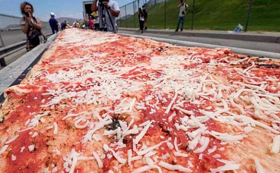 世界上最长的披萨