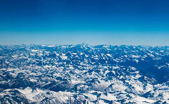 世界十大著名山脉：喜马拉雅山脉平均海拔7000米以上