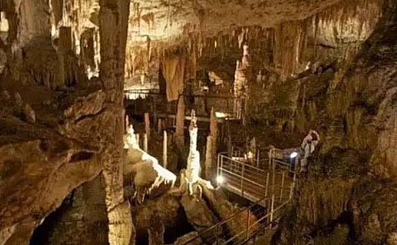 世界上最长的洞穴