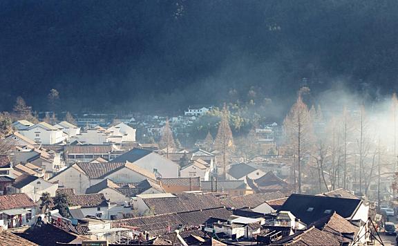 你知不知道九华山在哪？怎么玩？