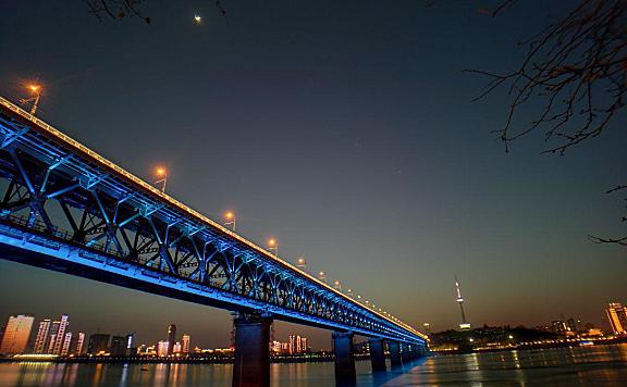 英雄武汉城的长江大桥，武汉旅游攻略