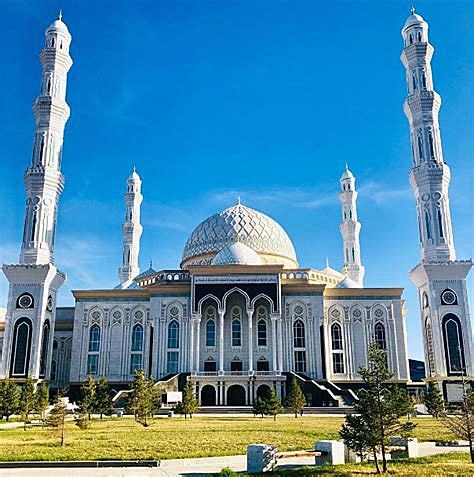 哈萨克斯坦旅游(哈萨克斯坦旅游攻略指南)